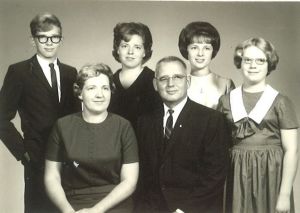 The John and Myrtle Lutterbein Family